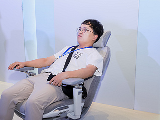 辦公家具企業永藝股份推出“撐腰”辦公椅，價位在三千元左右