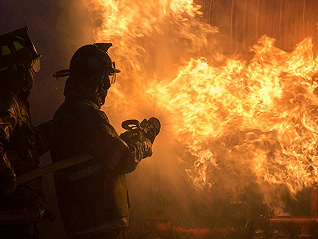 直通部委 | 1-10月全国74.5万起火灾致1381人死亡 10月份CPI同比降0.2%环比降0.1%