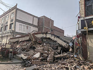 【圖集】甘肅積石山6.2級地震已致118人遇難，救援持續進行中