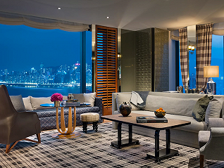 在高端酒店林立的香港，如何選擇下一站Staycation？