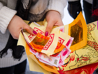 中国人烧钱的习俗为何源远流长？| 清明节