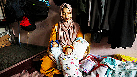 加沙的女性正面临困境，尤其是当她们作为母亲时