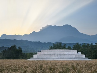 追溯叠川威士忌之源，峨嵋山下的佳酿传奇