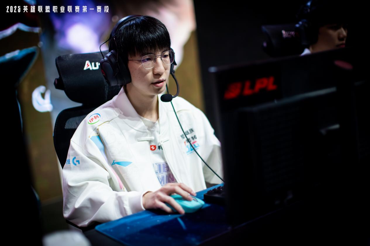 1737528166333426.jpg 1737528166333426.jpg