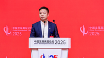 何小鹏：明年量产飞行汽车，在中国和世界部分国家开售，5年内将成为日常通勤工具