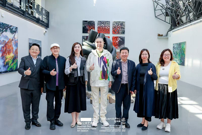 https://img3.jiemian.com/101/original/20250427/import_17457240139179201700115_a700xH.png