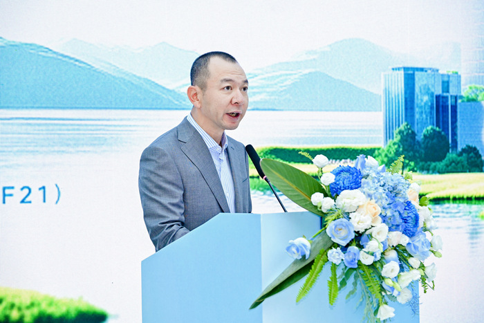 周星.jpg