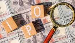 “縣城中產(chǎn)”喝出一個(gè)IPO，年入30億，創(chuàng)始人夫婦身家超100億