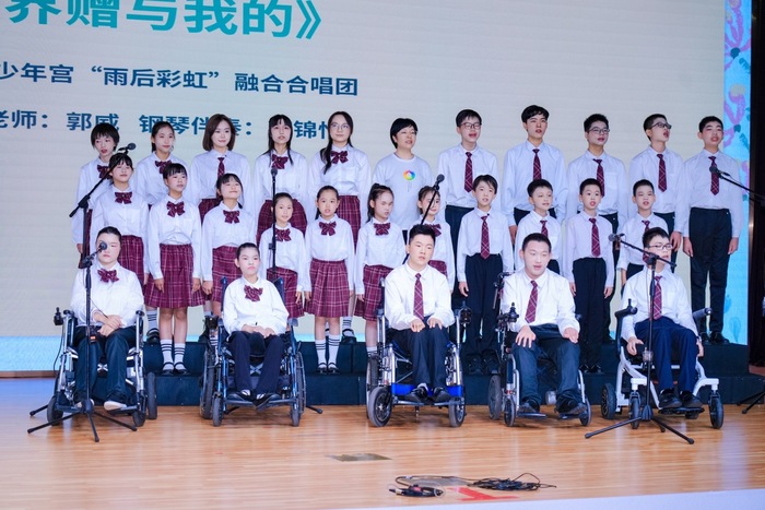 广州市少年宫雨后彩虹融合艺术团合唱.jpg