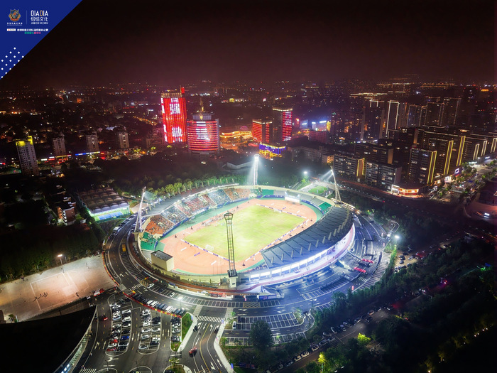 1.慈溪市体育中心体育场