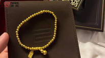女子稱航班托運(yùn)行李中上萬元金手鏈丟失，春秋航空：全力配合警方偵破