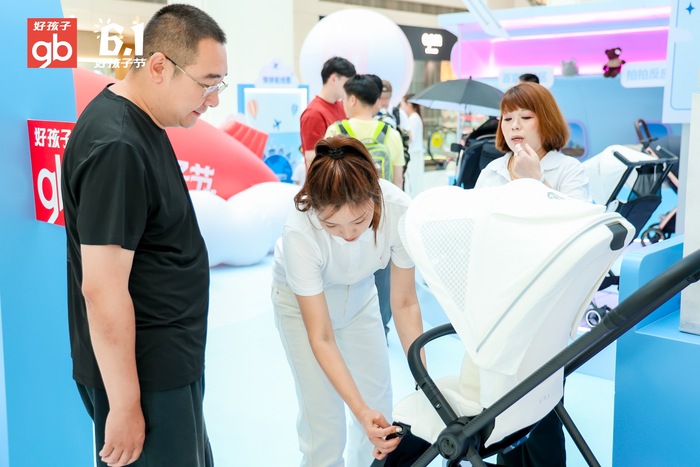 https://img3.jiemian.com/101/original/20250601/import_1748754773156020170015_a700xH.jpg