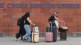 或禁止另外36国公民入境，美国正在考虑扩大旅行禁令