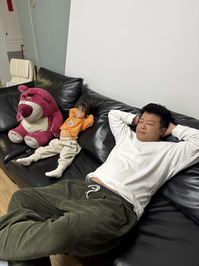 哈哈曹:我现在拼命巡演,就是怕脱口秀行业没有未来 | 进击的脱口秀演员⑥