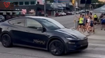 特斯拉Robotaxi启动试点，收费4.2美元，配安全员，马斯克计划由十几辆快速扩展上千