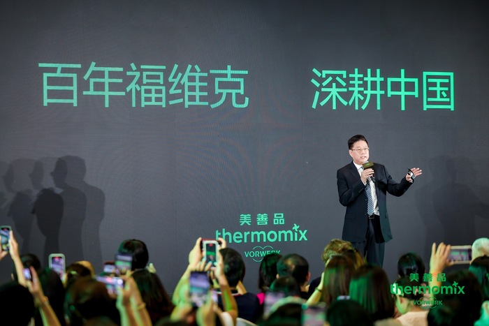 https://img3.jiemian.com/101/original/20250721/import_1753083609480020170011_a700xH.jpg