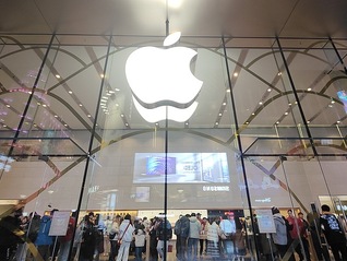 iPhone热销叠加中国市场回暖，苹果三季报创三年来最快季度增速