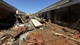 【追踪】密云太师屯镇灾后重建：路通了好走了，才能清理家中淤泥