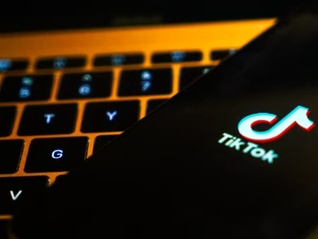 岽Ӯ塱TikTok Shopȫй̼ܺҴر