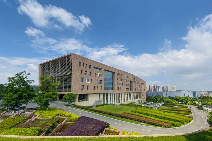 云南白药：上半年归母净利润36.33亿元，同比保持双位数增长，拟大额分红18.18亿回报投资者