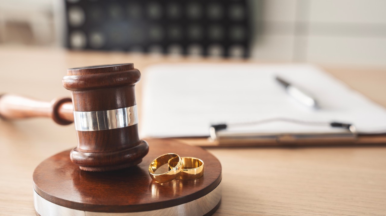 神州数码实控人郭为离婚，股份冻结市值近34亿元