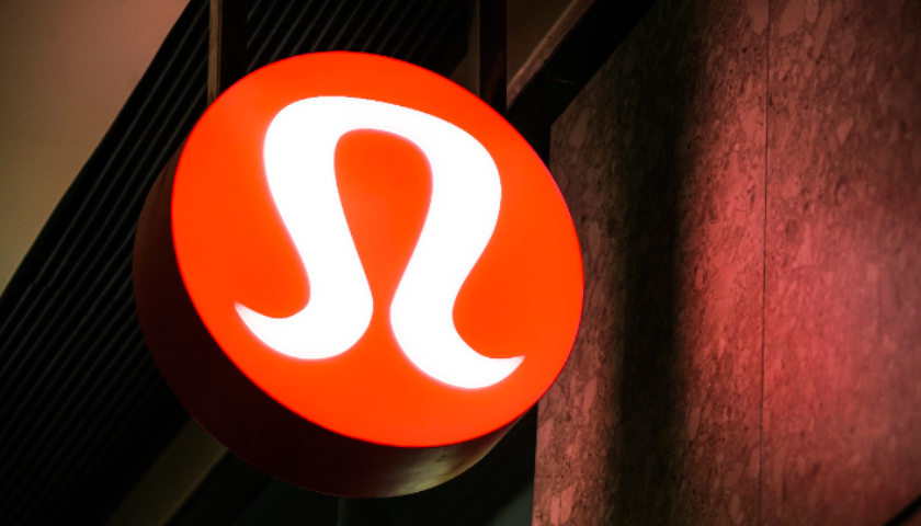lululemon在北美沦为妈妈品牌的变迁之路