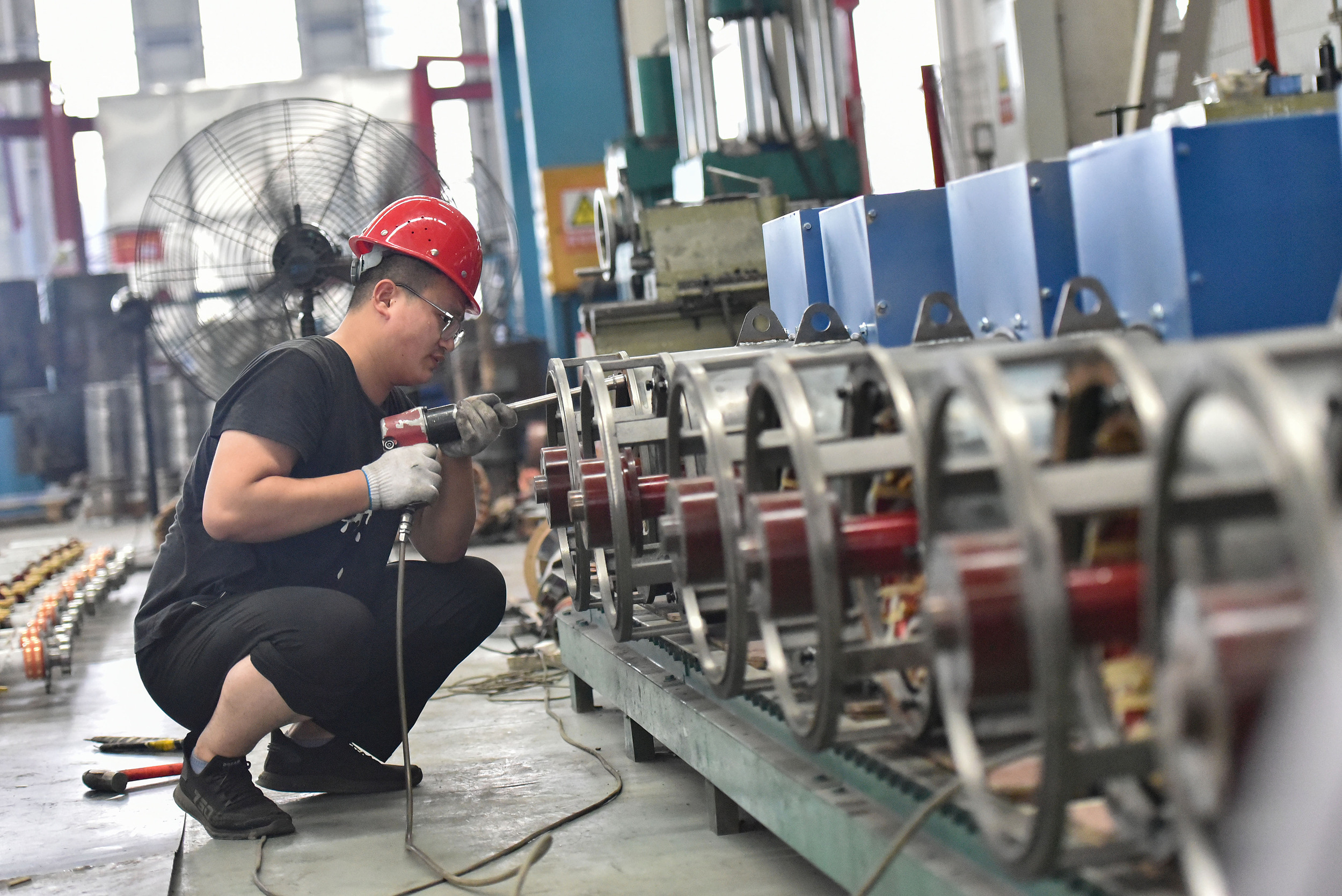 郑栅洁谈综合整治内卷式竞争，破除市场障碍，助力发展新模式-Fin头条