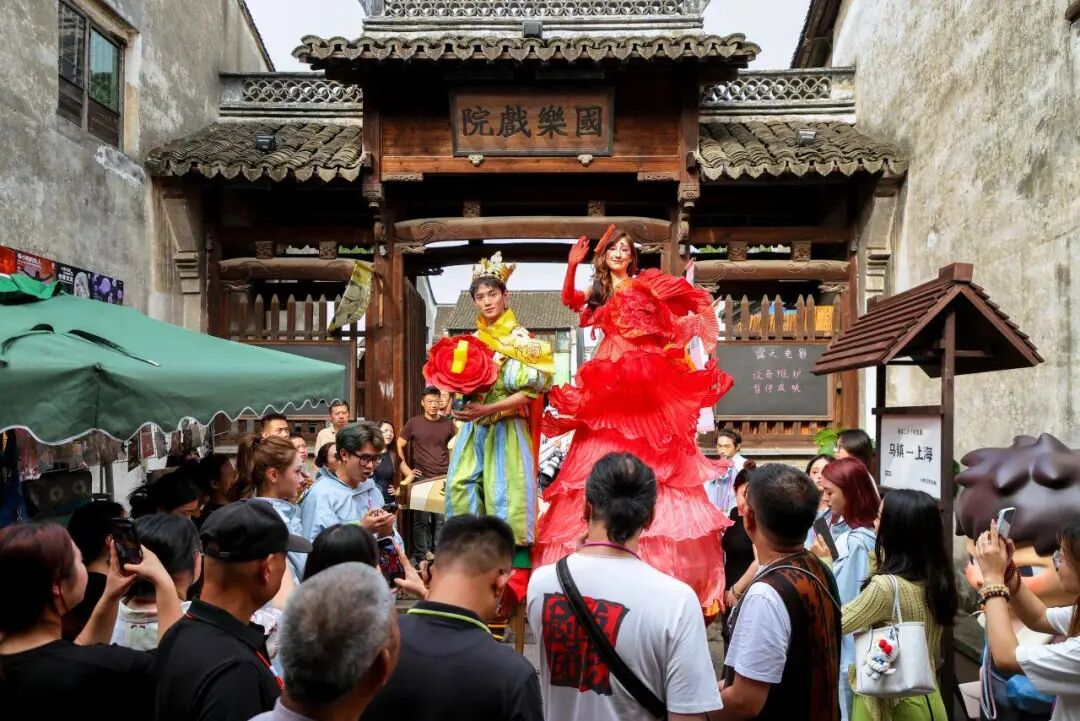 乌镇戏剧节12年,文化与旅游的交融对话——专访黄磊