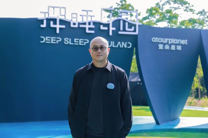 一年卖出 300 多万个枕头,亚朵跨行做对了什么|界面新闻