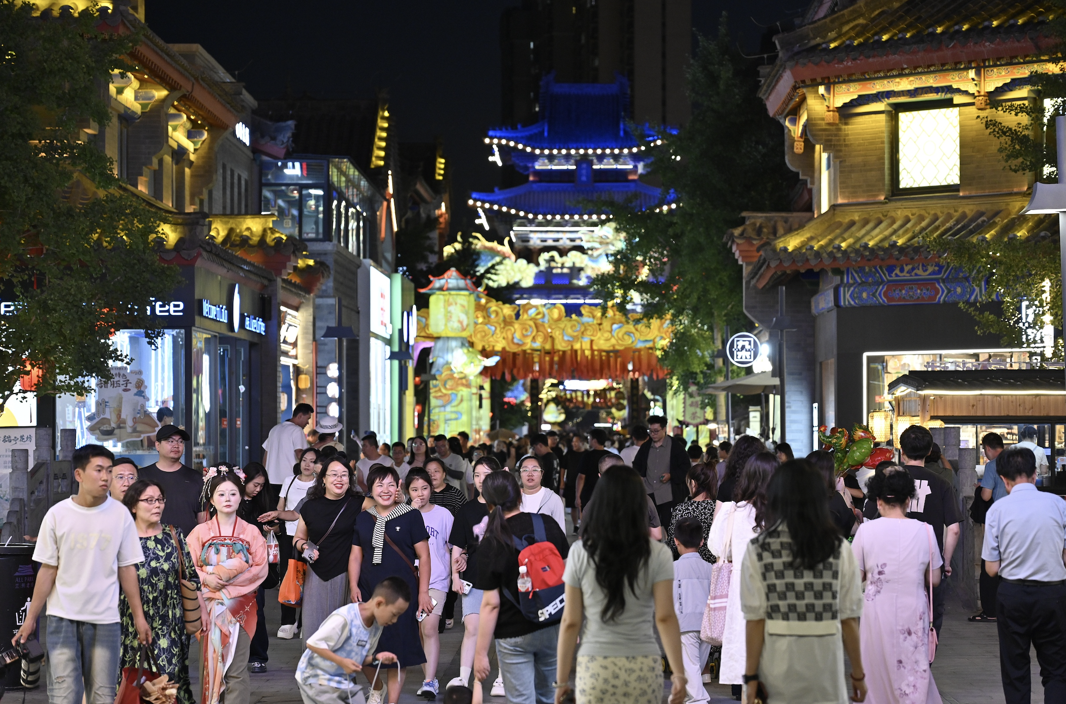 网易订阅:瑞幸咖啡兑换码回收-事关大力提振消费，“十五五”规划建议透露哪些重要方向？