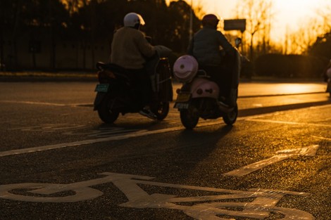 【观察】电动自行车充电桩安全技术规范公开征求意见，应强化防错机制