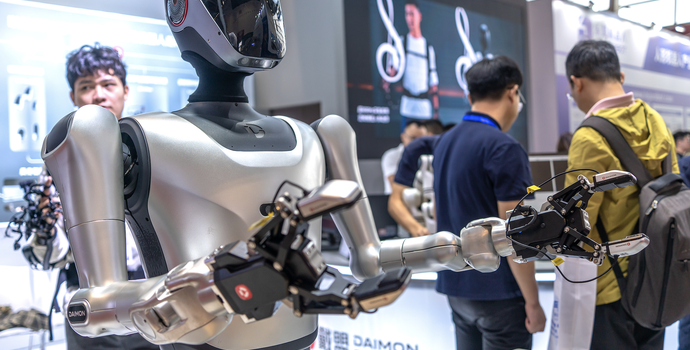 四中全会后国办发文推动新场景大规模应用，事关经济高质量发展