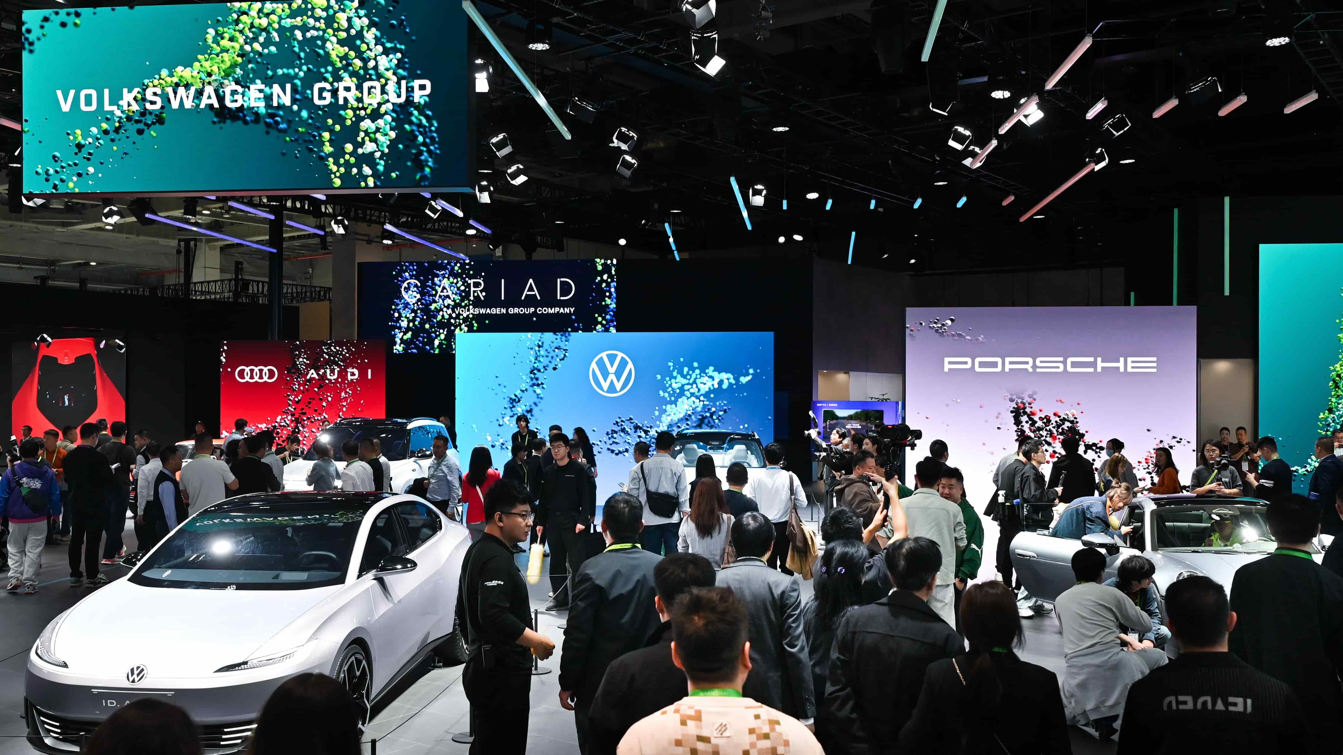 进博会上再掷2亿美金，大众汽车在中国的冒险赌注