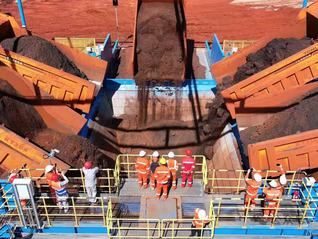 延宕28年后西芒杜项目投产，将重塑全球铁矿格局