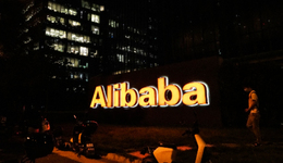 入口之争重开：阿里为什么急着扶正“千问” ？