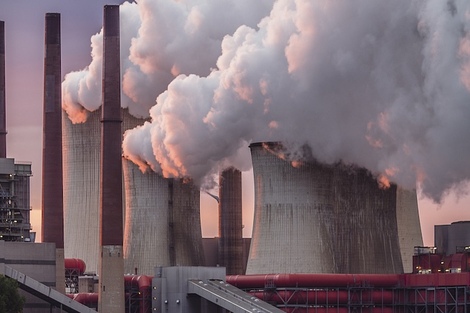 财说｜270亿“蛇吞象”水电资产，远达环保这笔交易不便宜