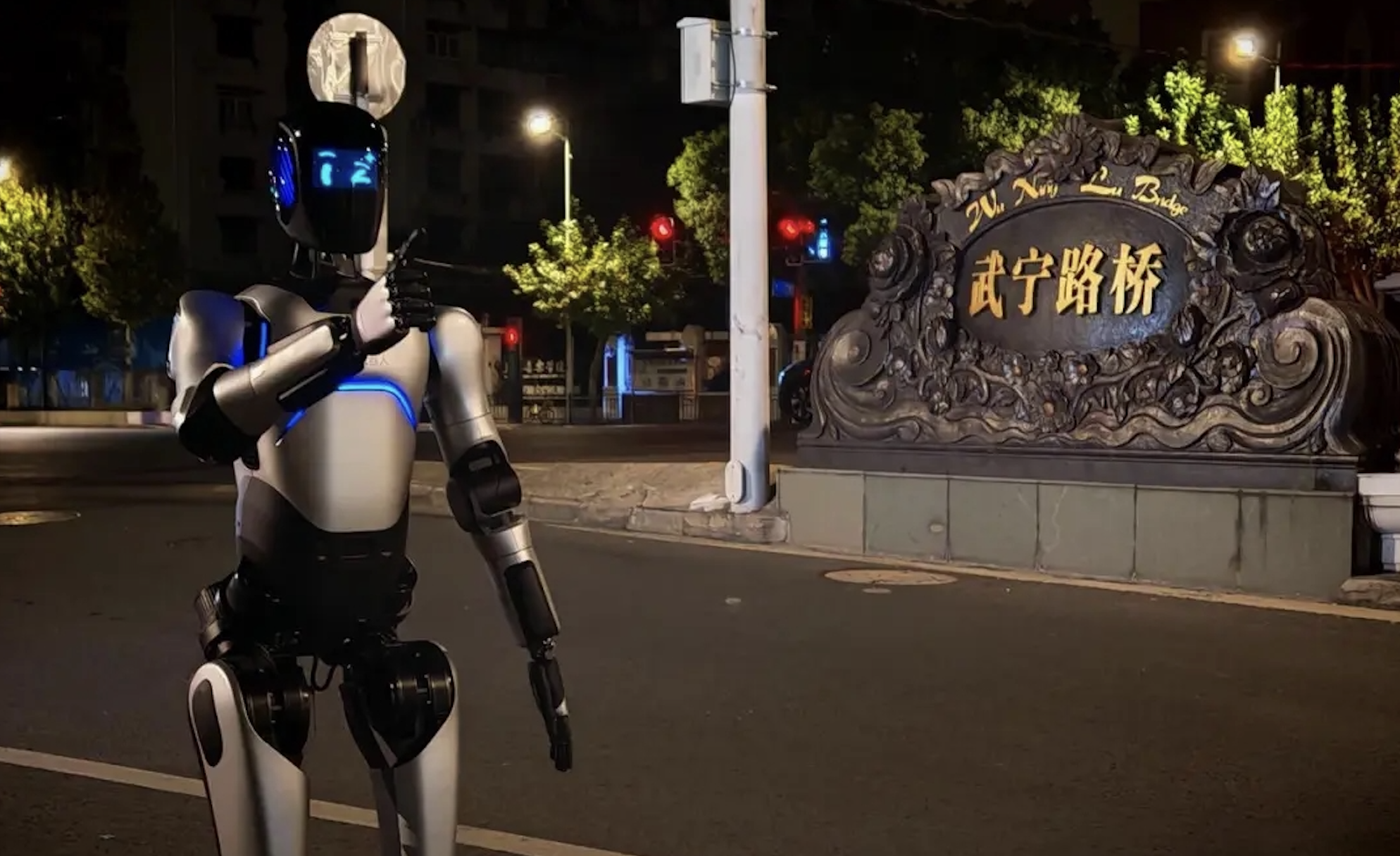 从苏州走到上海，机器人跨省行走最大的难题在哪？|界面新闻 · 科技