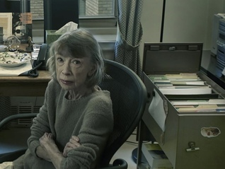 在自我叙事盛行的当下，还需要来自外部的观看吗？从狄迪恩说起