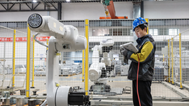 工业机器人销售收入增超四成!增值税发票数据折射高技术制造业强劲动能