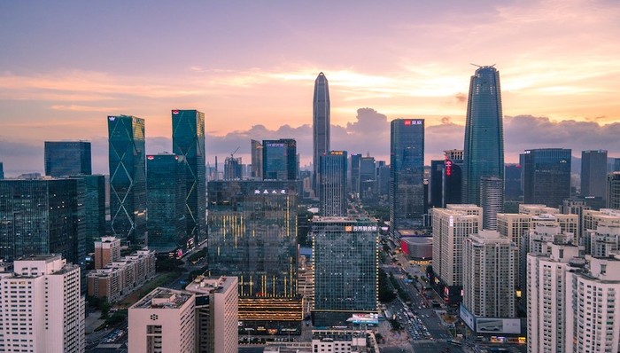 130亿创下今年全国单盘销售纪录，深圳豪宅市场“沸腾”了