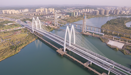 政治局会议部署多项重点任务，扩内需排位靠前