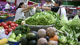 食品价格上行推动11月CPI同比涨幅创21个月来最高