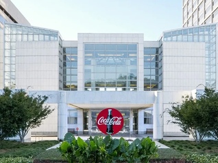 可口可乐换帅：詹鲲杰将卸任CEO，曾任大中华区总裁的柏瑞凯接棒