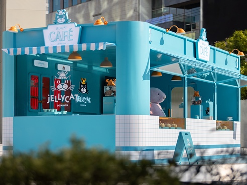 Jellycat CAFÉ登陆上海，BALENCIAGA全新香水致敬经典｜是日美好事物