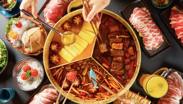 凑凑火锅;郑州门店清零;呷哺呷哺客服;正常战略调整