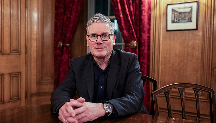 斯塔默；中美；选边站队