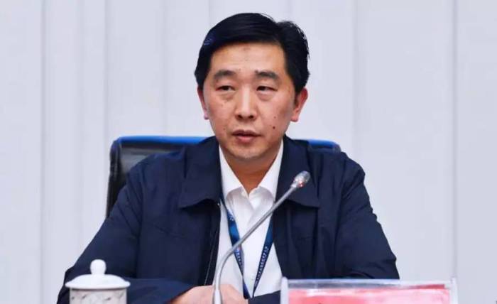 2016年4月,李明灿出任茅台酱香酒公司董事长,总经理,在2016年的贵州