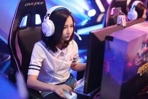 山上美女直播 152721676972787000_a580xH.jpg