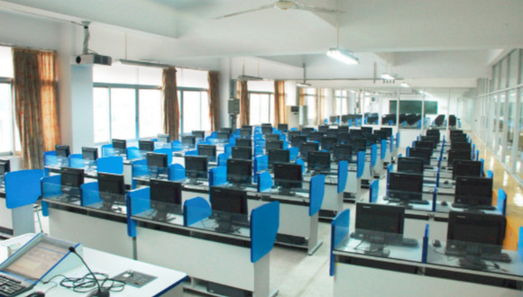 我国将重点建设一批高水平高职学校和专业群