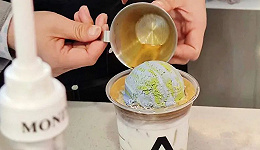 单店月收30万，卖爆“冰淇淋咖啡”，成都发现一个新玩法